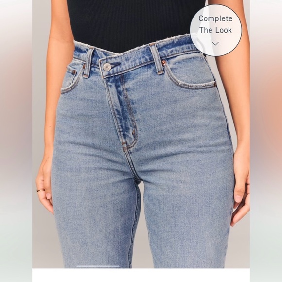 Abercrombie & Fitch Light Blue Straight Leg Jeans - Picture 8 of 11